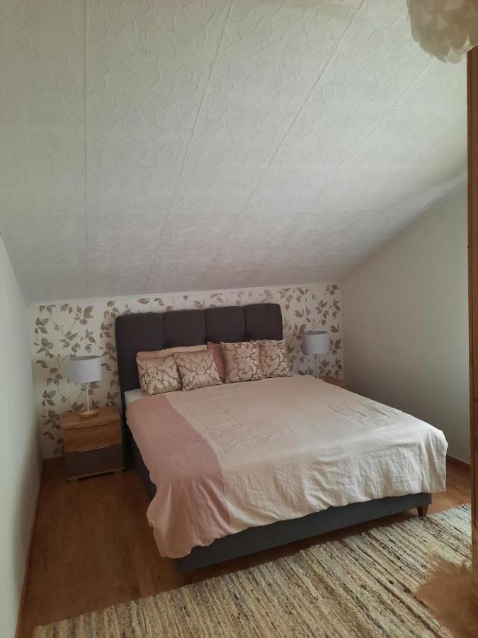 Andrea, Premium Three Bedroom Apartment, Entire Floor カスタヴ エクステリア 写真