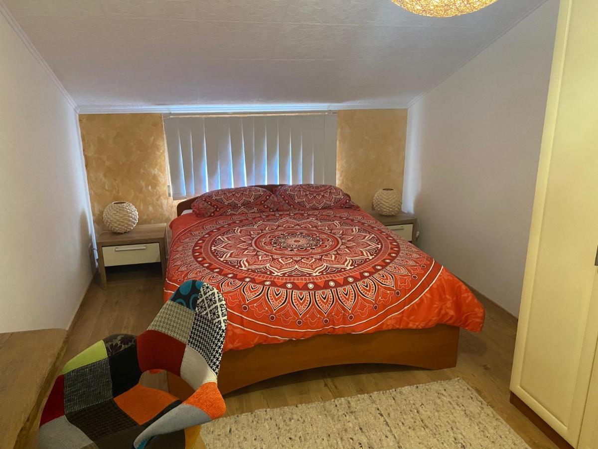 Andrea, Premium Three Bedroom Apartment, Entire Floor カスタヴ エクステリア 写真